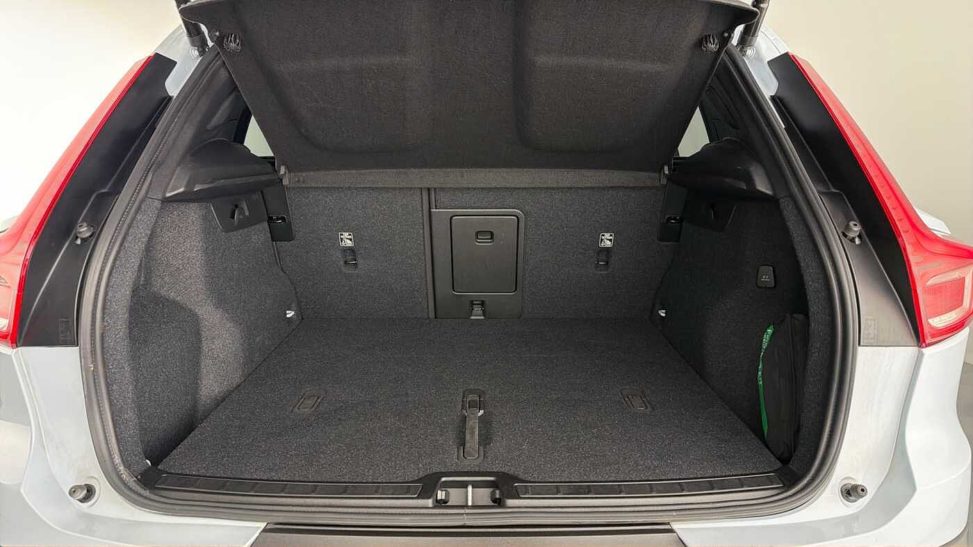 Used Volvo XC40 2023 for sale - 77312366: Photo 14