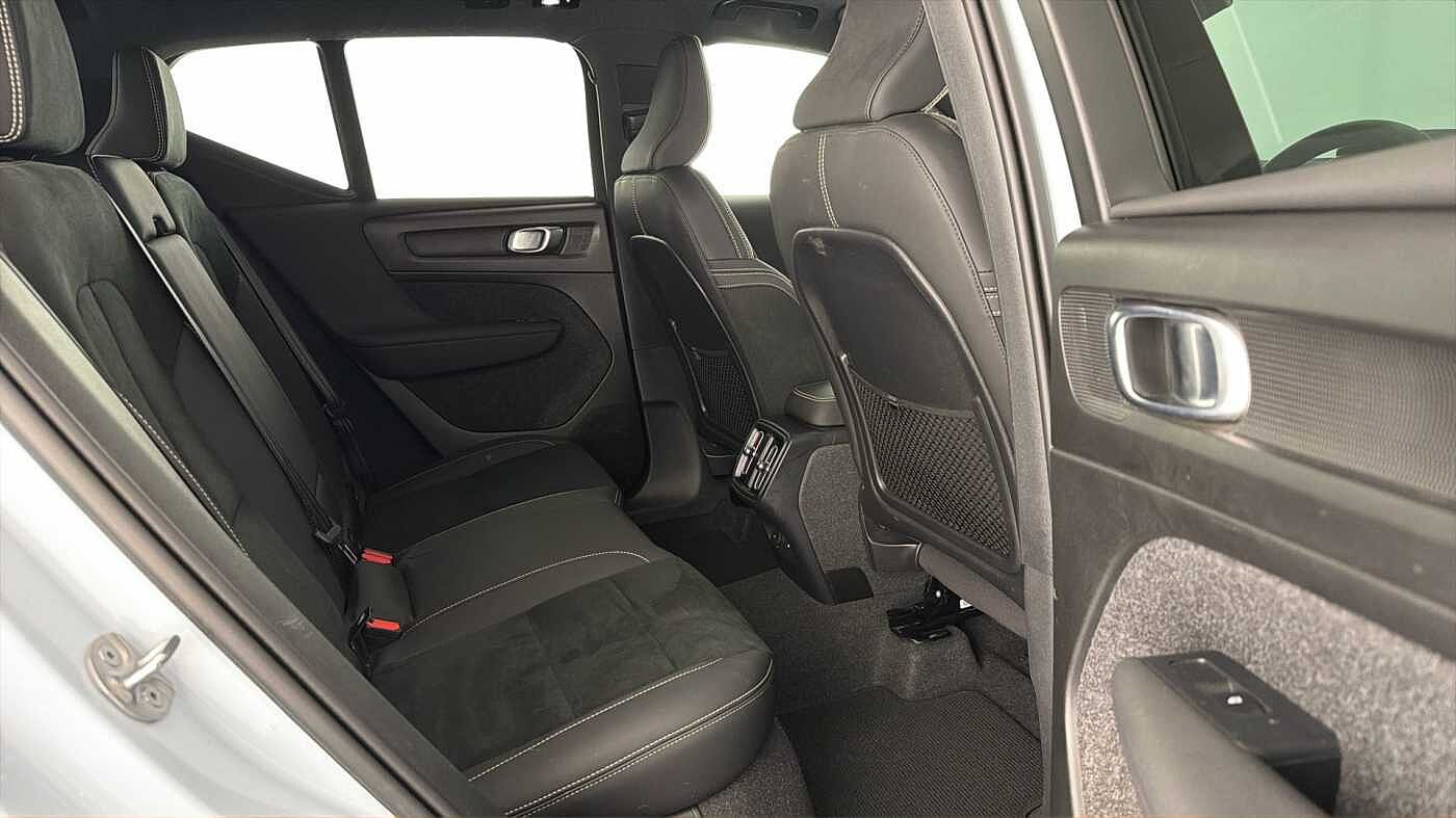 Used Volvo XC40 2023 for sale - 77312366: Photo 15