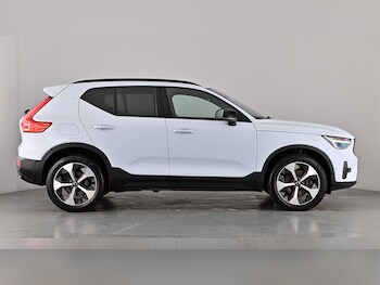 Used Volvo XC40 2023 for sale - 77312366: Photo