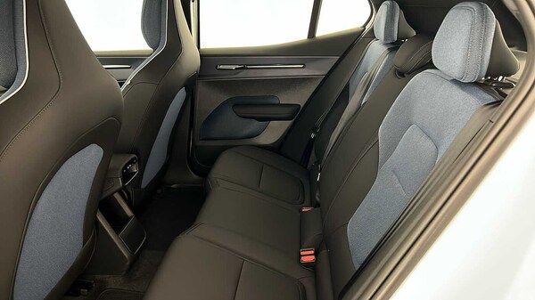 Used Volvo EX30 2025 for sale - 75652744: Photo 11