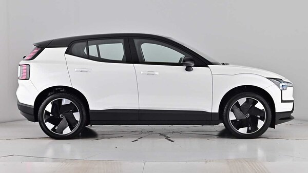 Used Volvo EX30 2025 for sale - 75652744: Photo 3