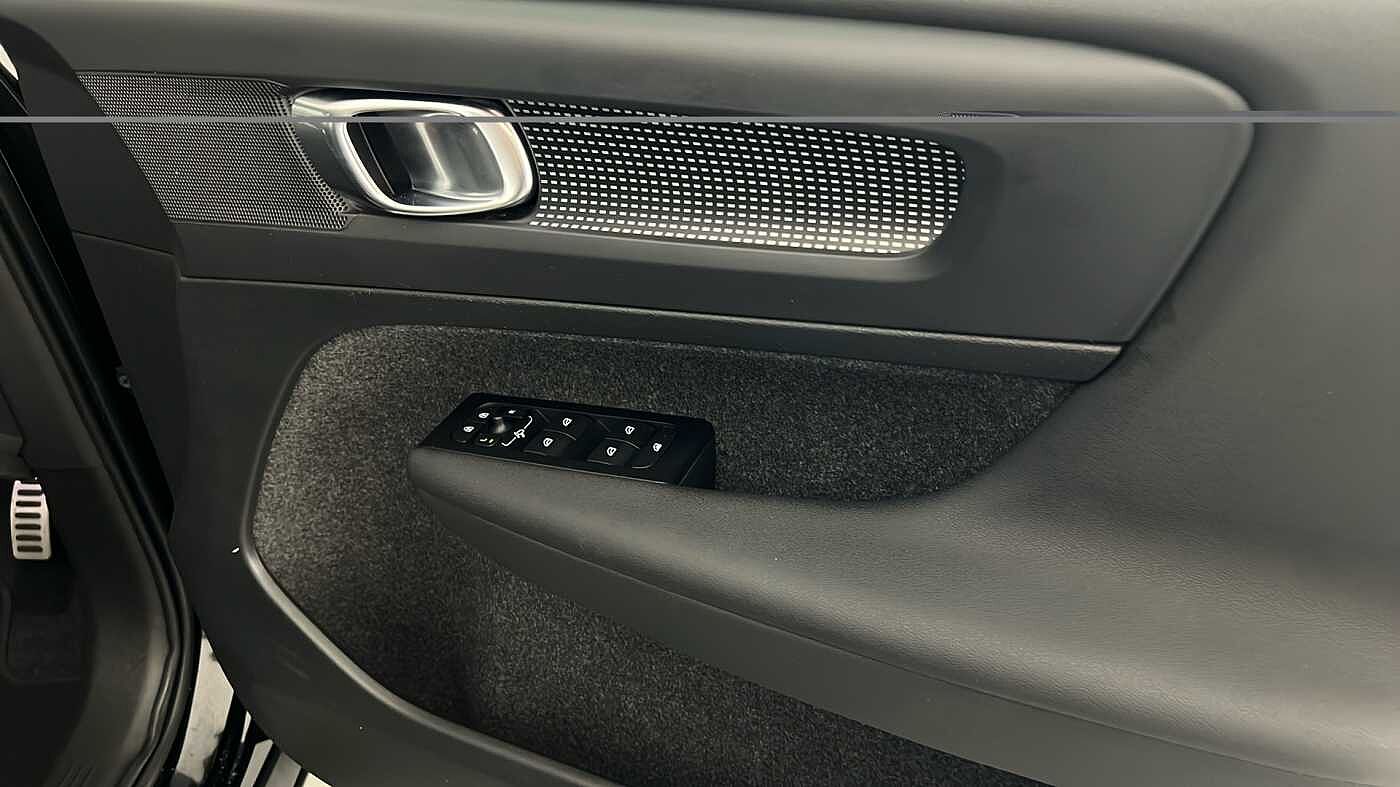 Used Volvo XC40 2021 for sale - 76507555: Photo 33