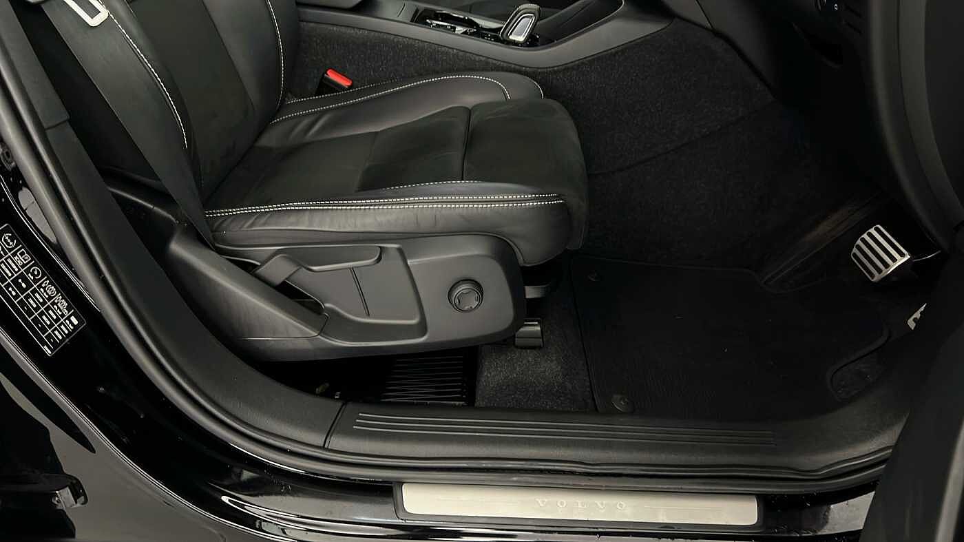 Used Volvo XC40 2021 for sale - 76507555: Photo 34