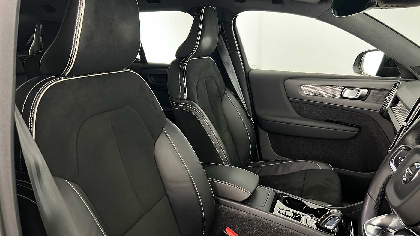 Used Volvo XC40 2021 for sale - 76507555: Photo 35