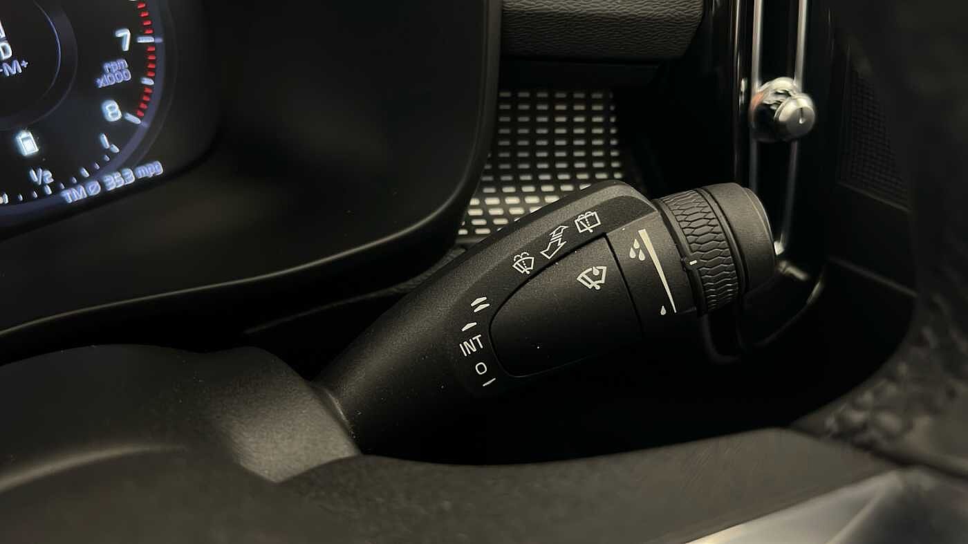 Used Volvo XC40 2021 for sale - 76507555: Photo 38