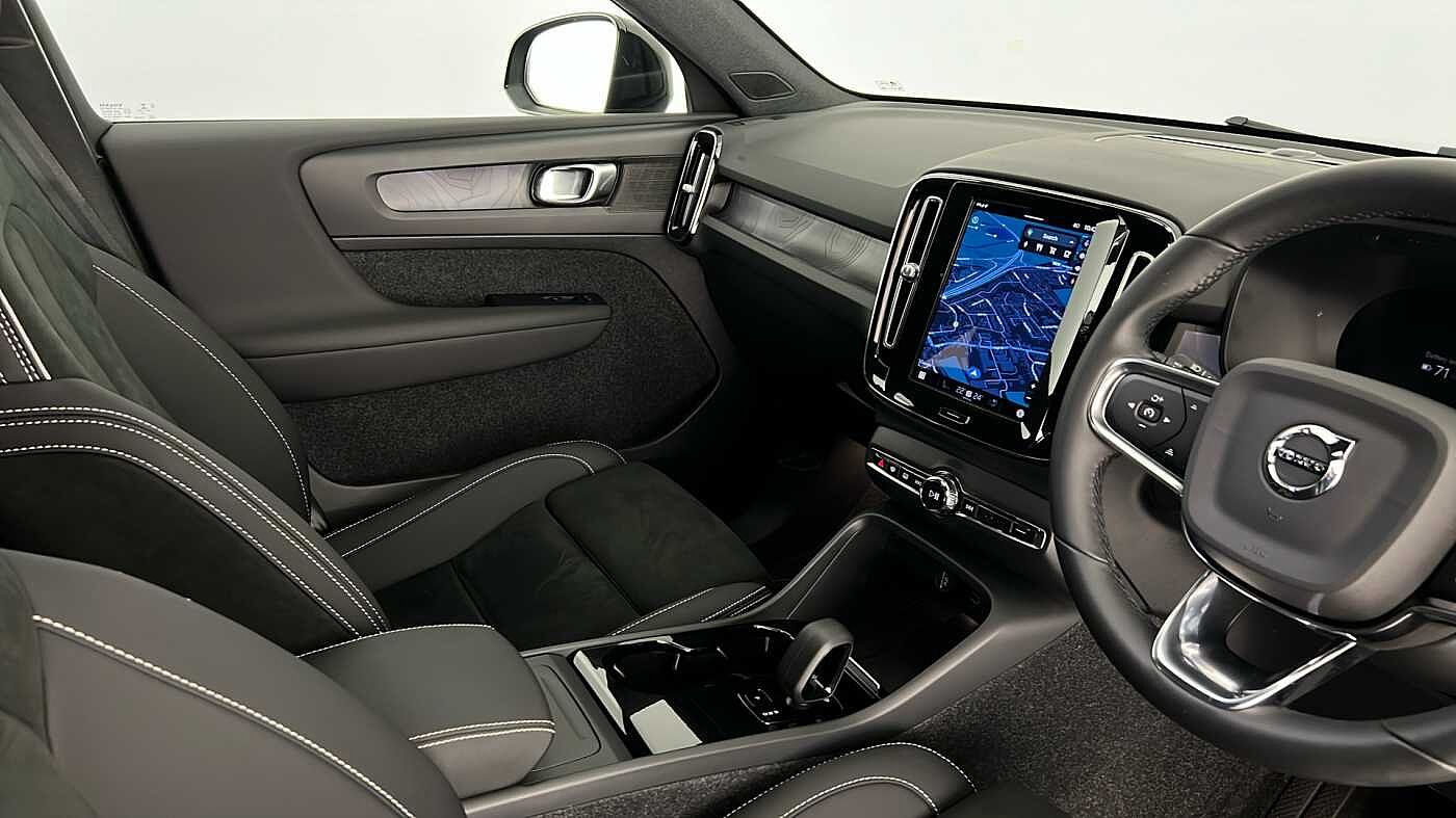 Used Volvo XC40 2022 for sale - 76664383: Photo 36