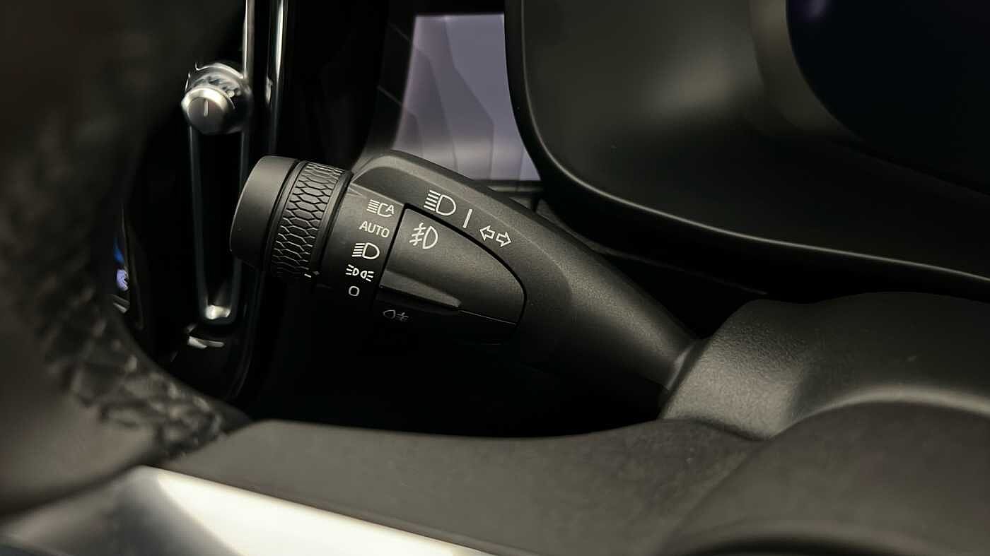 Used Volvo XC40 2022 for sale - 76664383: Photo 39