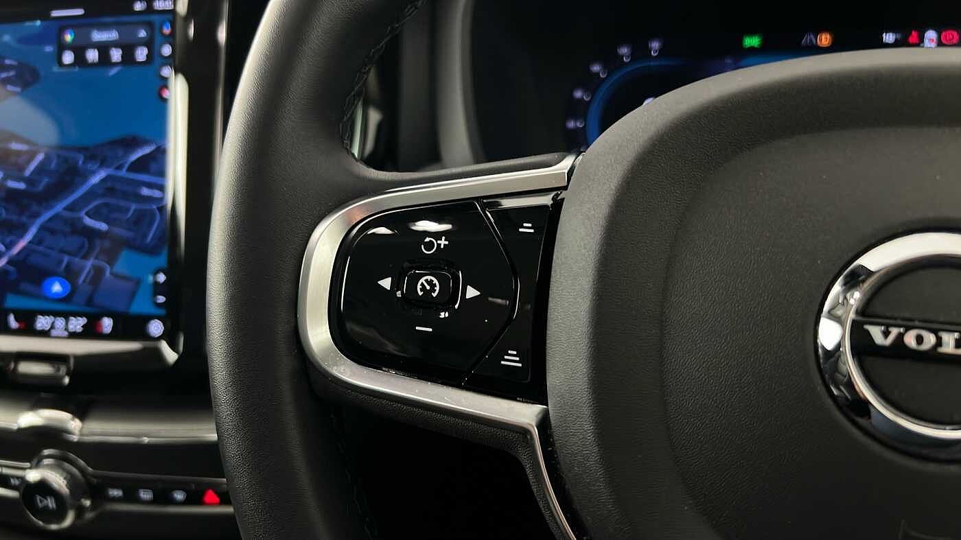 Used Volvo XC60 2023 for sale - 77745714: Photo 16