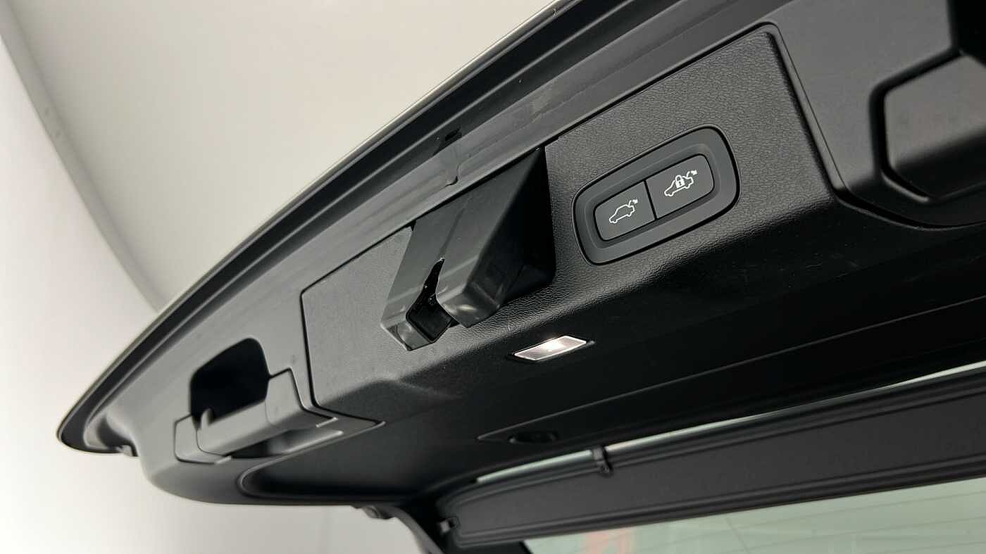 Used Volvo XC60 2023 for sale - 77745714: Photo 49