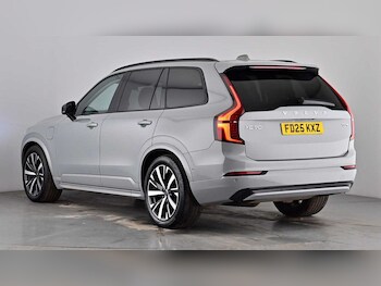 Used Volvo XC90 2025 for sale - 78406388: Photo