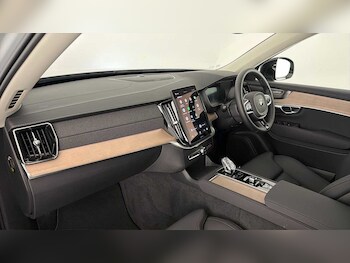 Used Volvo XC90 2025 for sale - 78406388: Photo