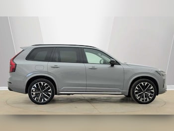 Used Volvo XC90 2025 for sale - 78670417: Photo