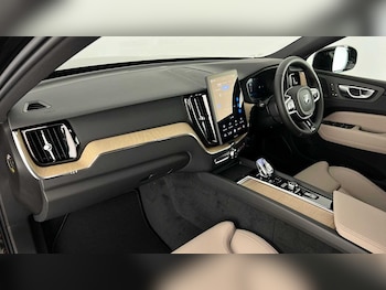 Used Volvo XC60 2025 for sale - 76344077: Photo