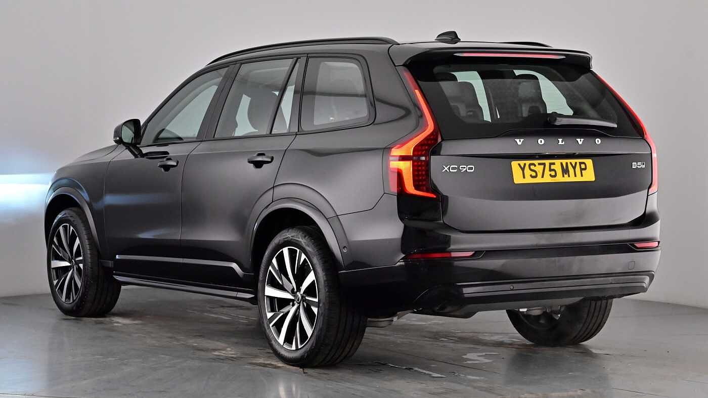 Used Volvo XC90 2025 for sale - 77592067: Photo 2