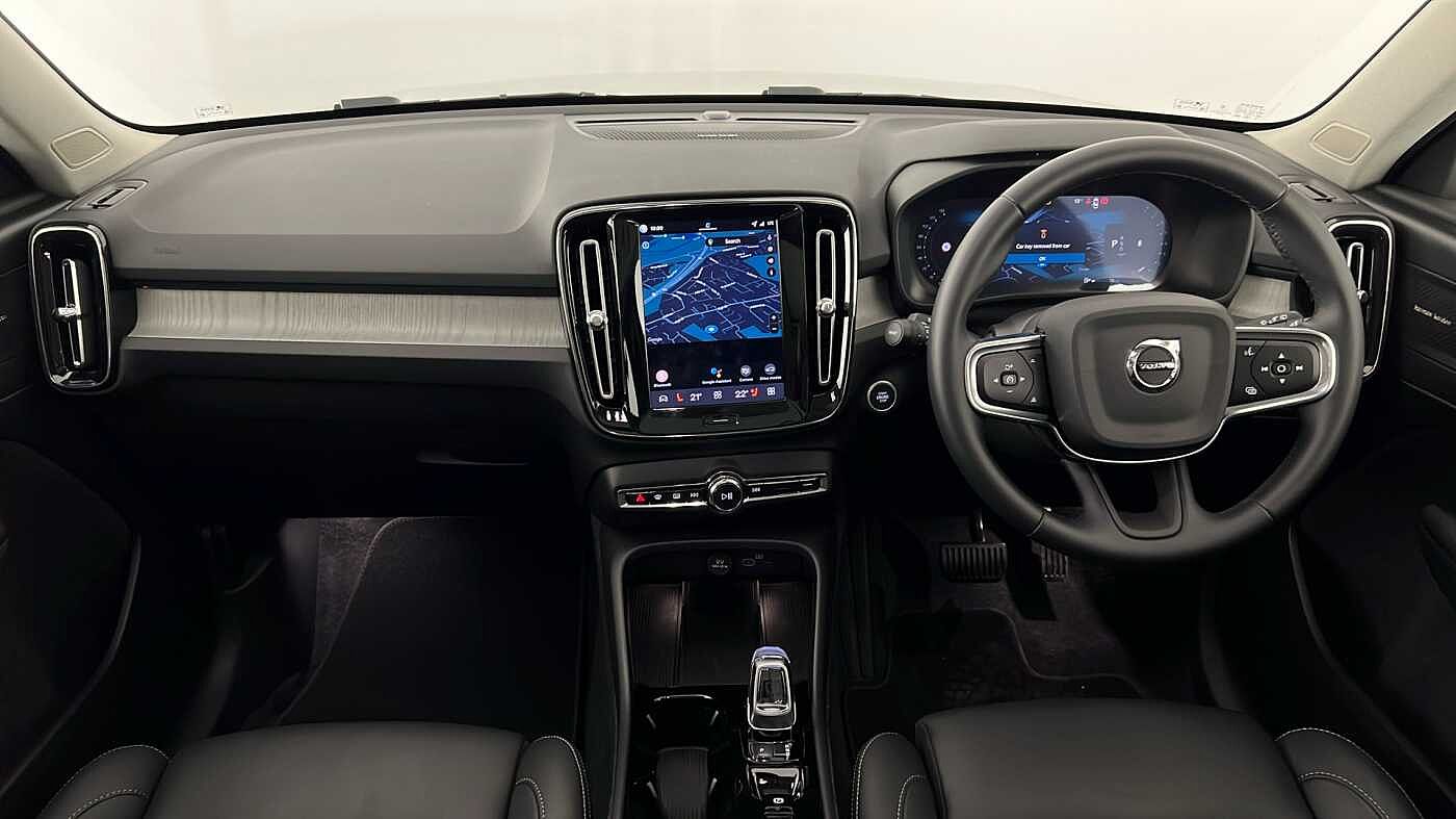 Used Volvo XC40 2025 for sale - 76780312: Photo 11