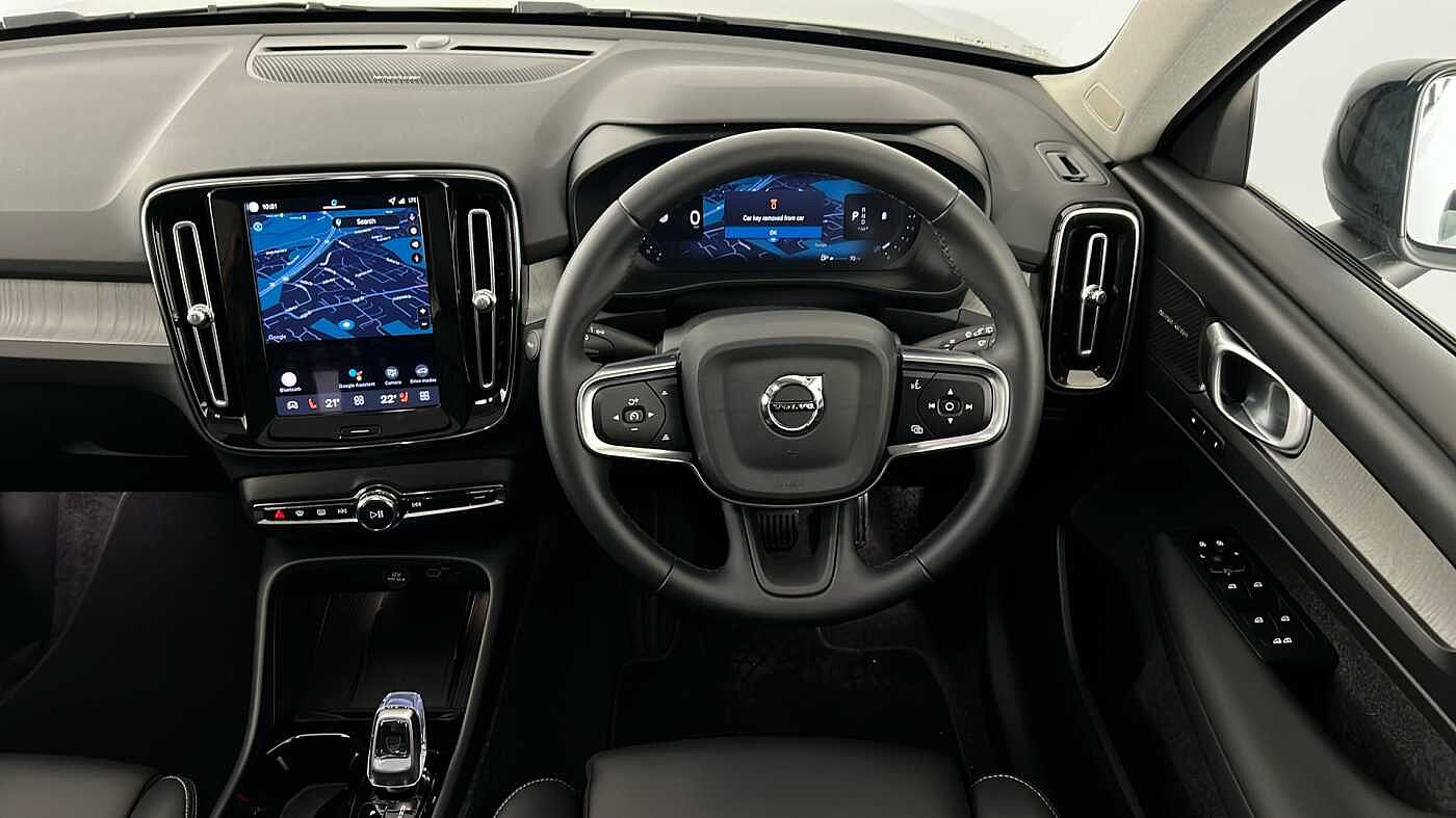 Used Volvo XC40 2025 for sale - 76780312: Photo 12