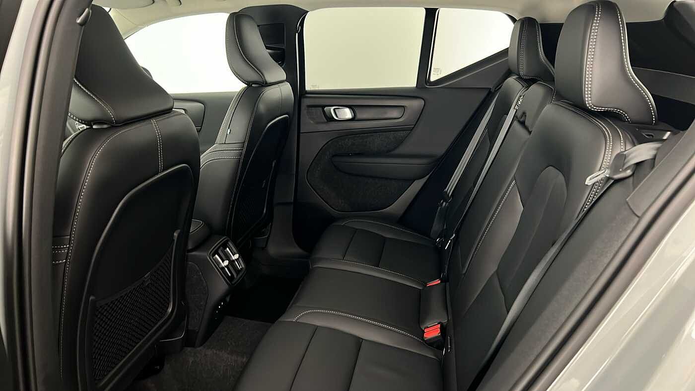 Used Volvo XC40 2025 for sale - 76780312: Photo 13