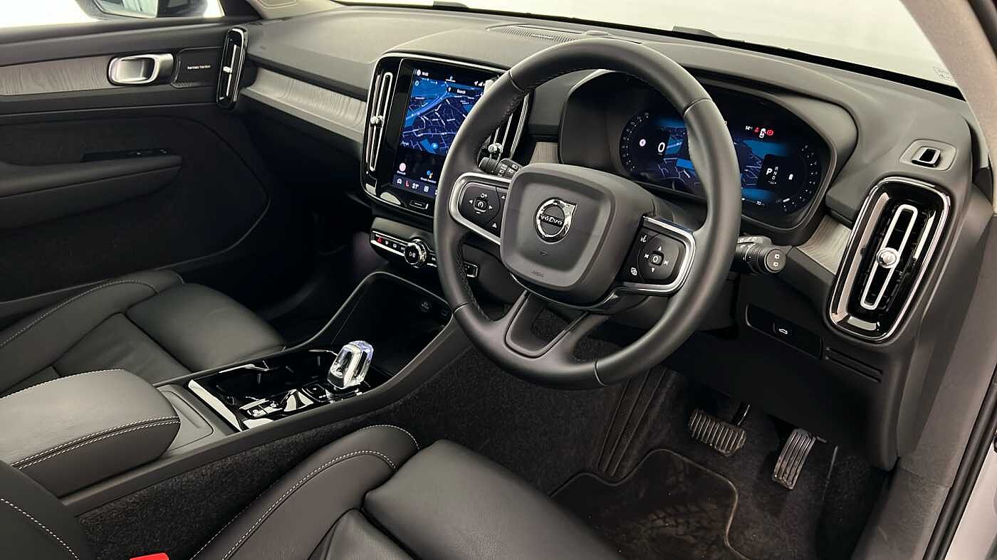 Used Volvo XC40 2025 for sale - 76780312: Photo 16