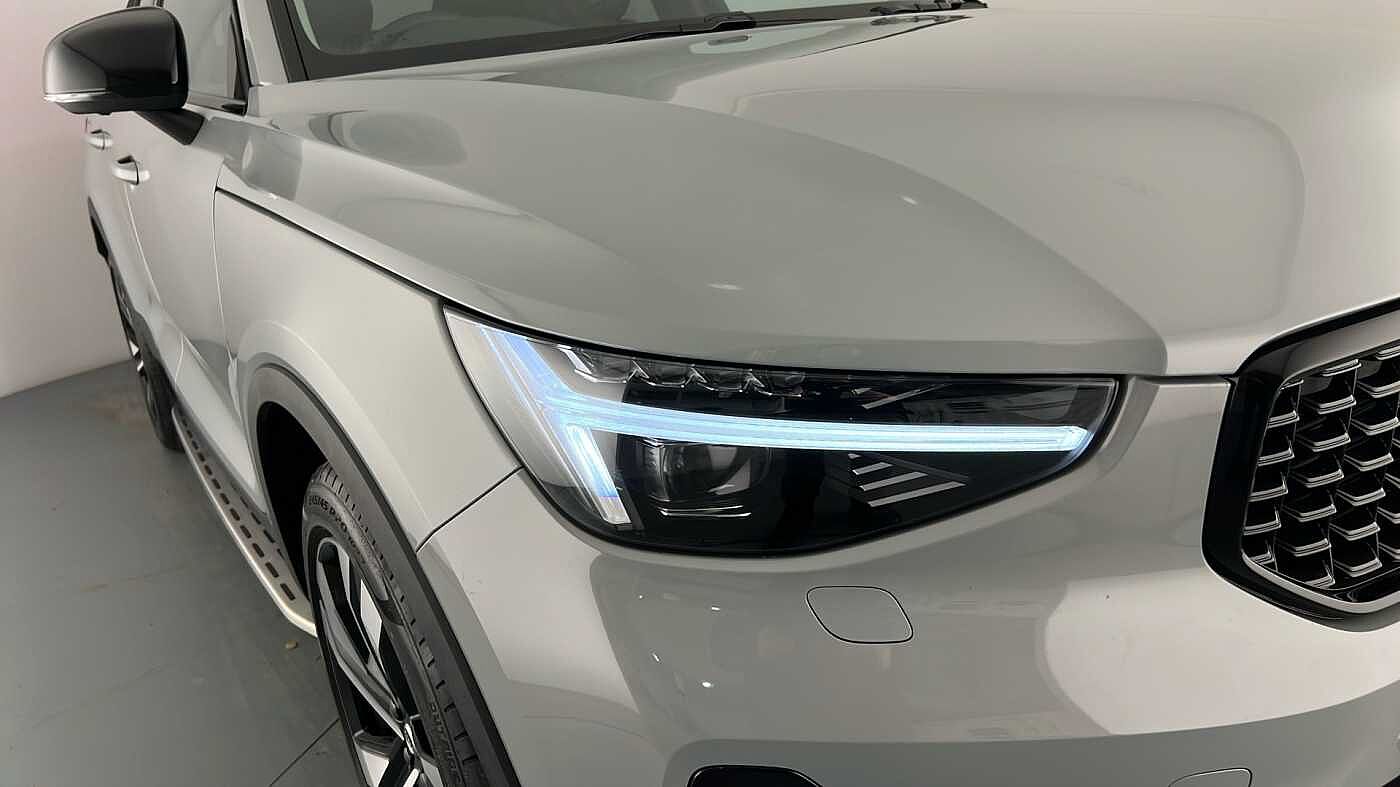 Used Volvo XC40 2025 for sale - 76780312: Photo 25