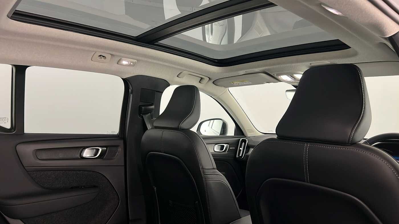 Used Volvo XC40 2025 for sale - 76780312: Photo 33