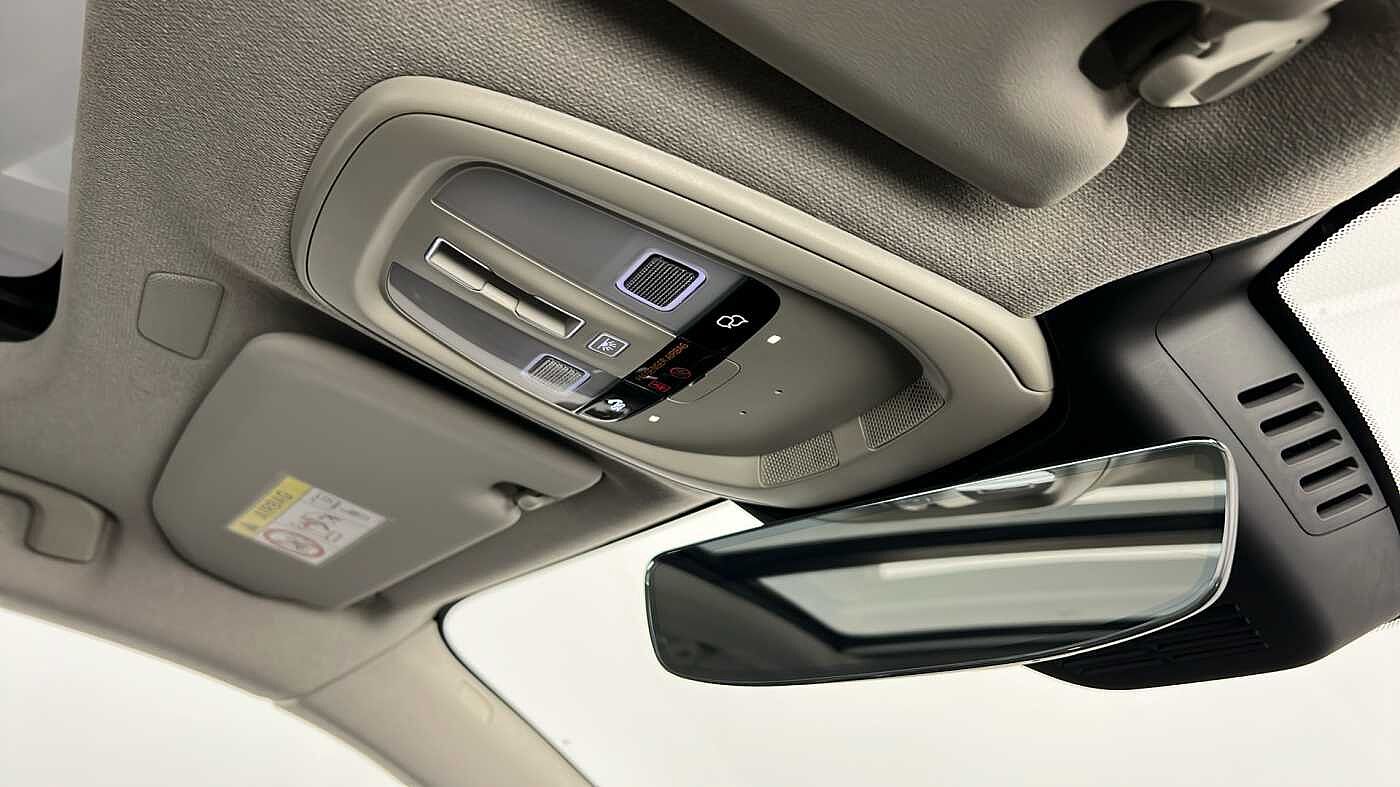 Used Volvo XC40 2025 for sale - 76780312: Photo 38