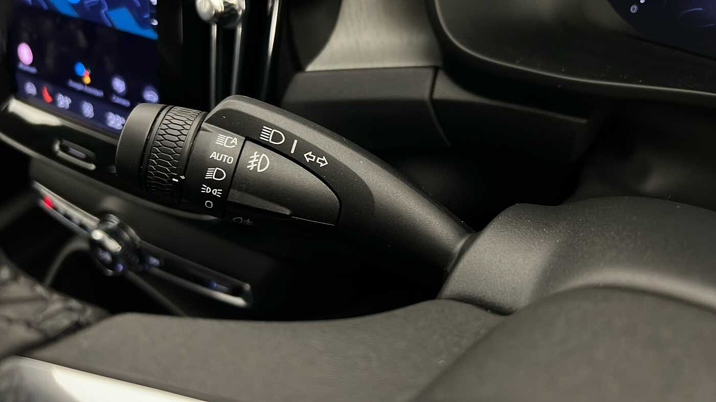 Used Volvo XC40 2025 for sale - 76780312: Photo 41