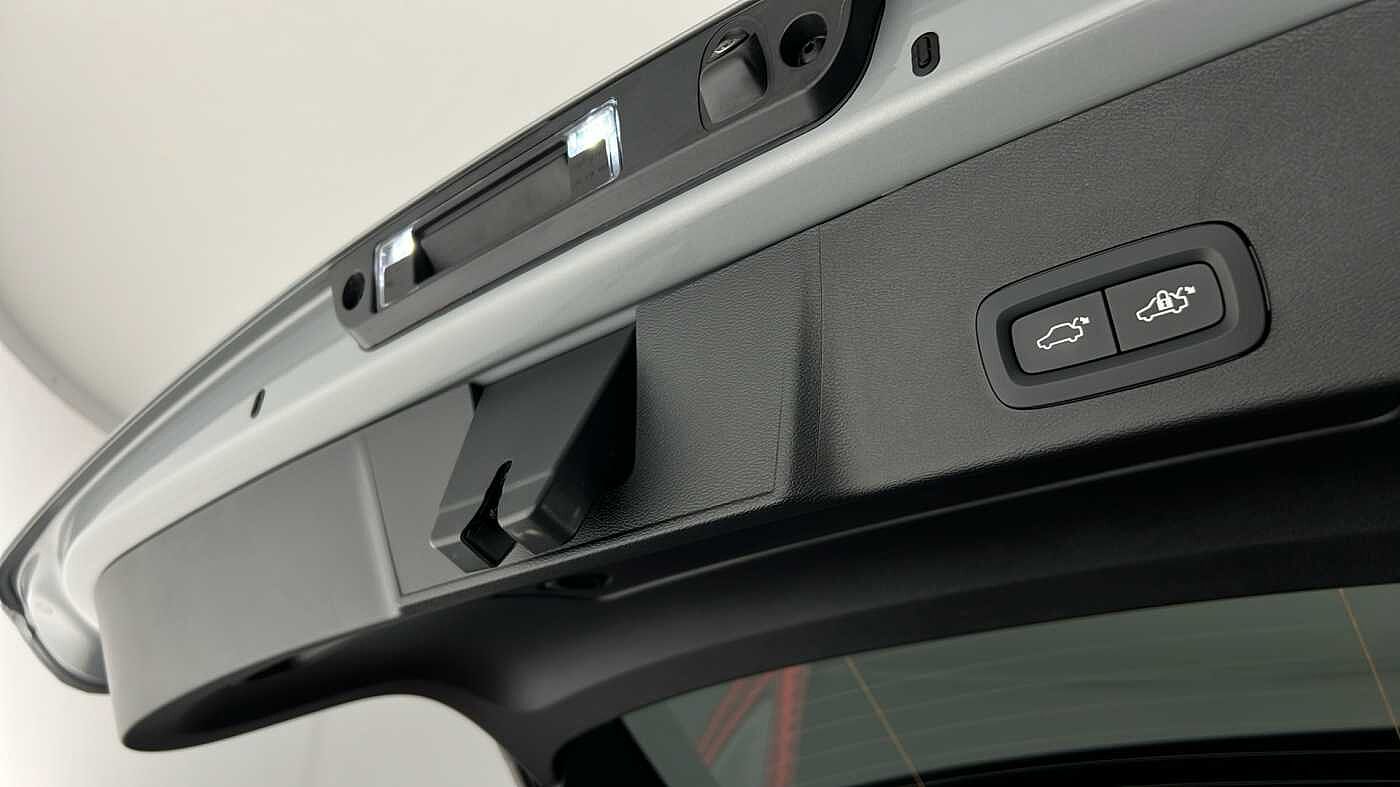 Used Volvo XC40 2025 for sale - 76780312: Photo 52