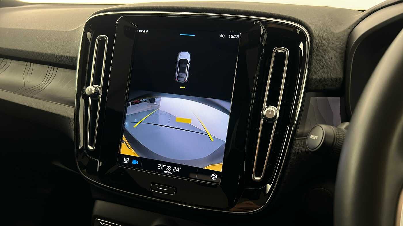 Used Volvo C40 2022 for sale - 76709433: Photo 24