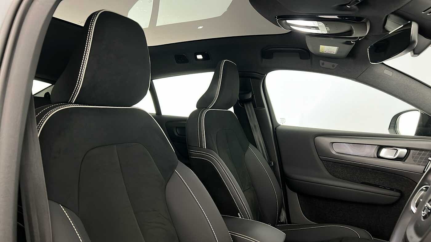 Used Volvo C40 2022 for sale - 76709433: Photo 35