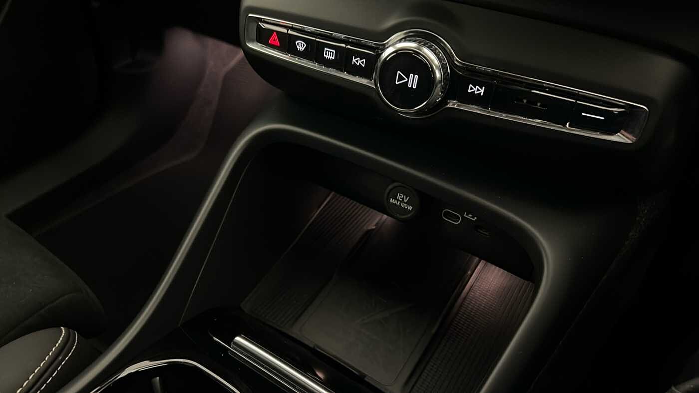 Used Volvo C40 2022 for sale - 76709433: Photo 45