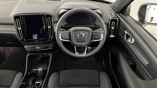 Used Volvo XC40 2024 for sale - 75481156: Photo 11