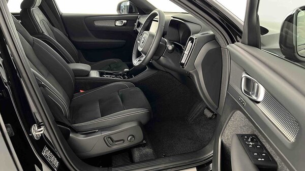 Used Volvo XC40 2024 for sale - 75481156: Photo 16