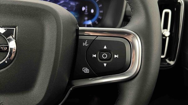 Used Volvo XC40 2024 for sale - 75481156: Photo 19