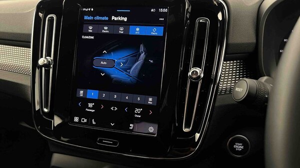 Used Volvo XC40 2024 for sale - 75481156: Photo 21