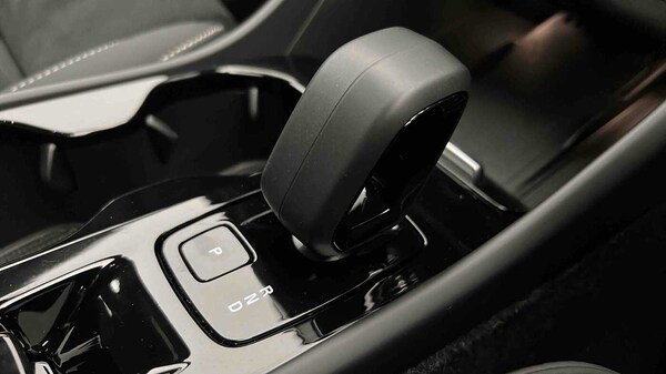 Used Volvo XC40 2024 for sale - 75481156: Photo 47