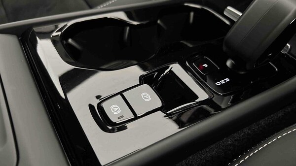 Used Volvo XC40 2024 for sale - 75481156: Photo 48
