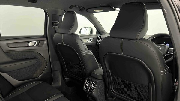 Used Volvo XC40 2024 for sale - 75481156: Photo 49