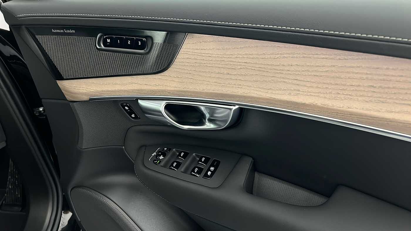 Used Volvo XC90 2025 for sale - 76738115: Photo 33