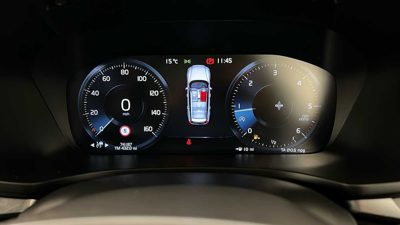 Used Volvo V60 2019 for sale - 77127472: Photo 15