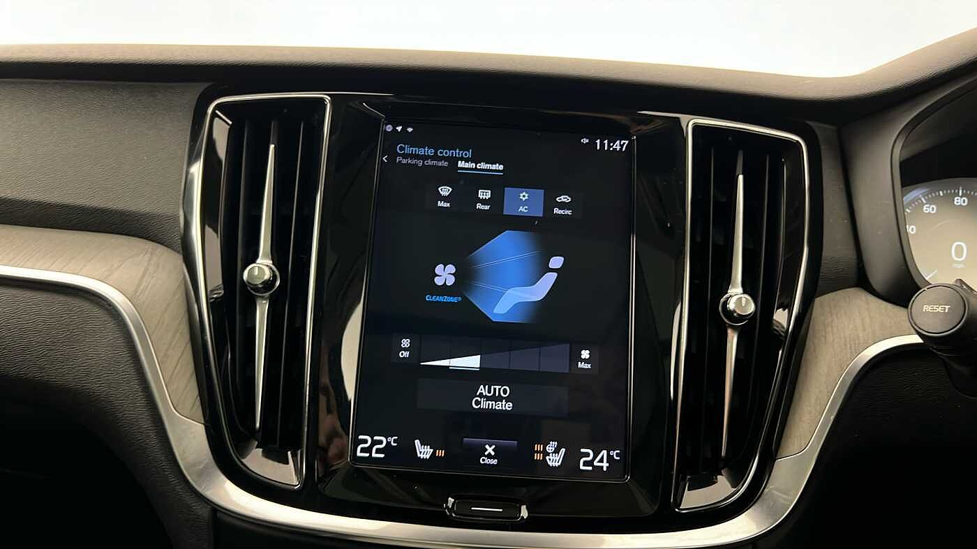 Used Volvo V60 2019 for sale - 77127472: Photo 16