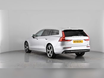 Used Volvo V60 2019 for sale - 77127472: Photo