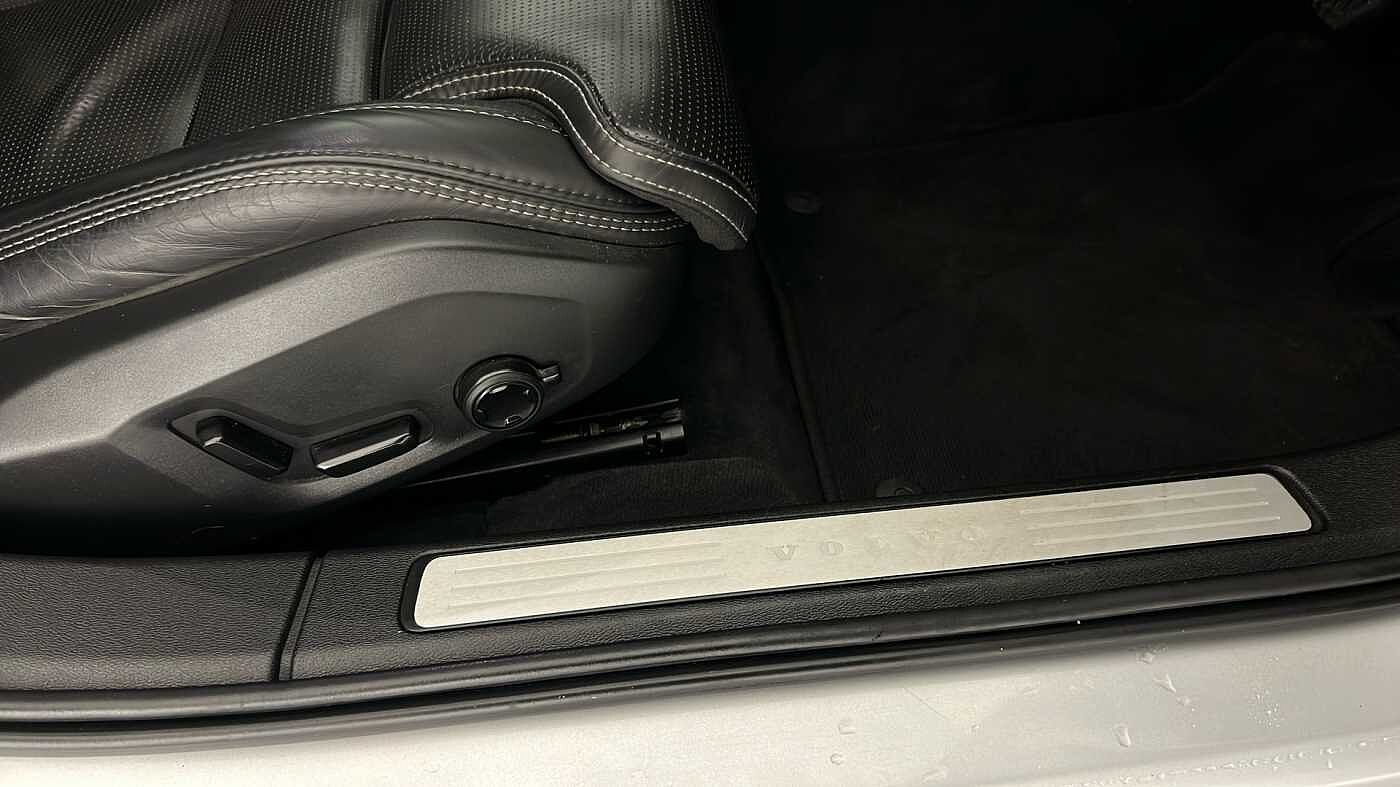 Used Volvo V60 2019 for sale - 77127472: Photo 31