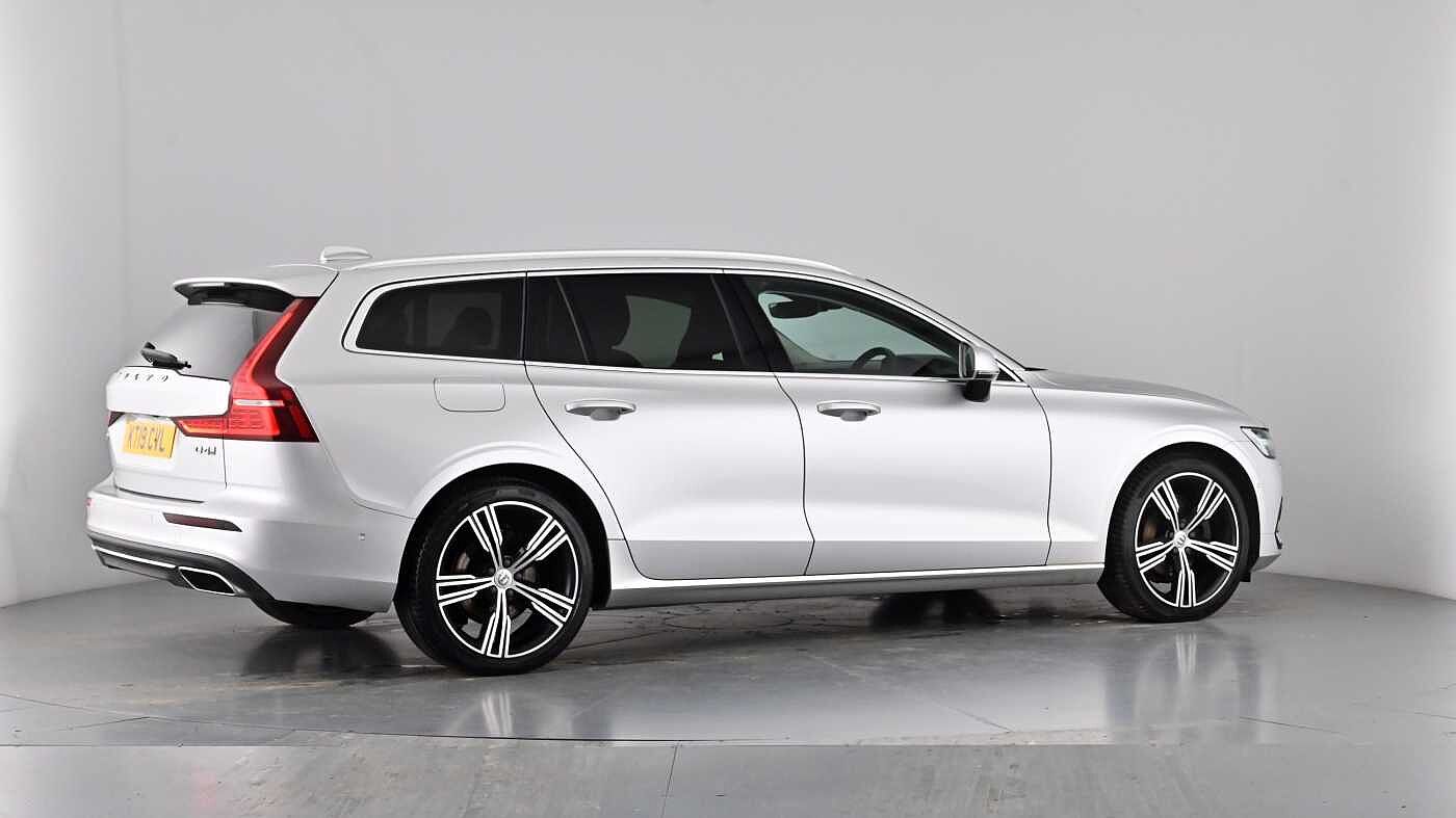 Used Volvo V60 2019 for sale - 77127472: Photo 68