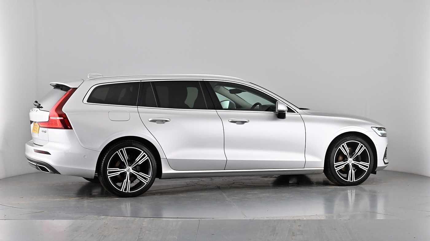 Used Volvo V60 2019 for sale - 77127472: Photo 69