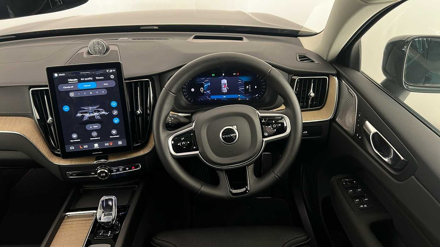 Used Volvo XC60 2025 for sale - 76221870: Photo 12