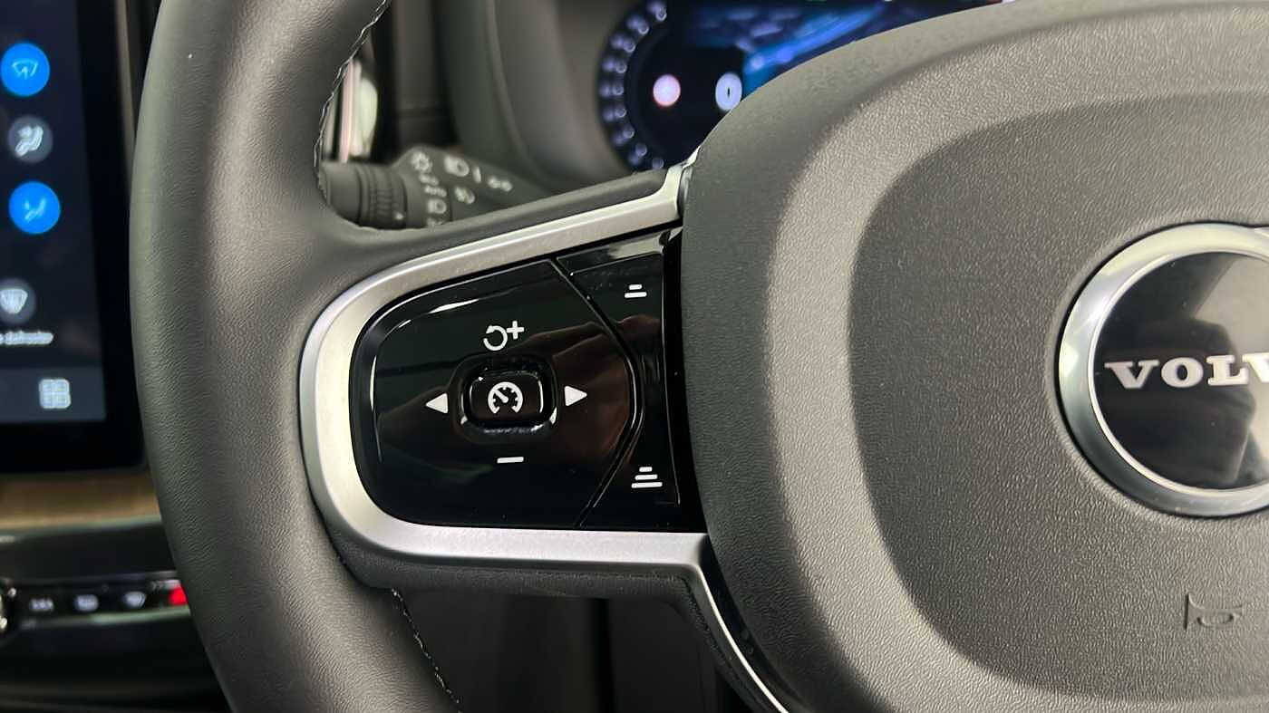 Used Volvo XC60 2025 for sale - 76221870: Photo 19