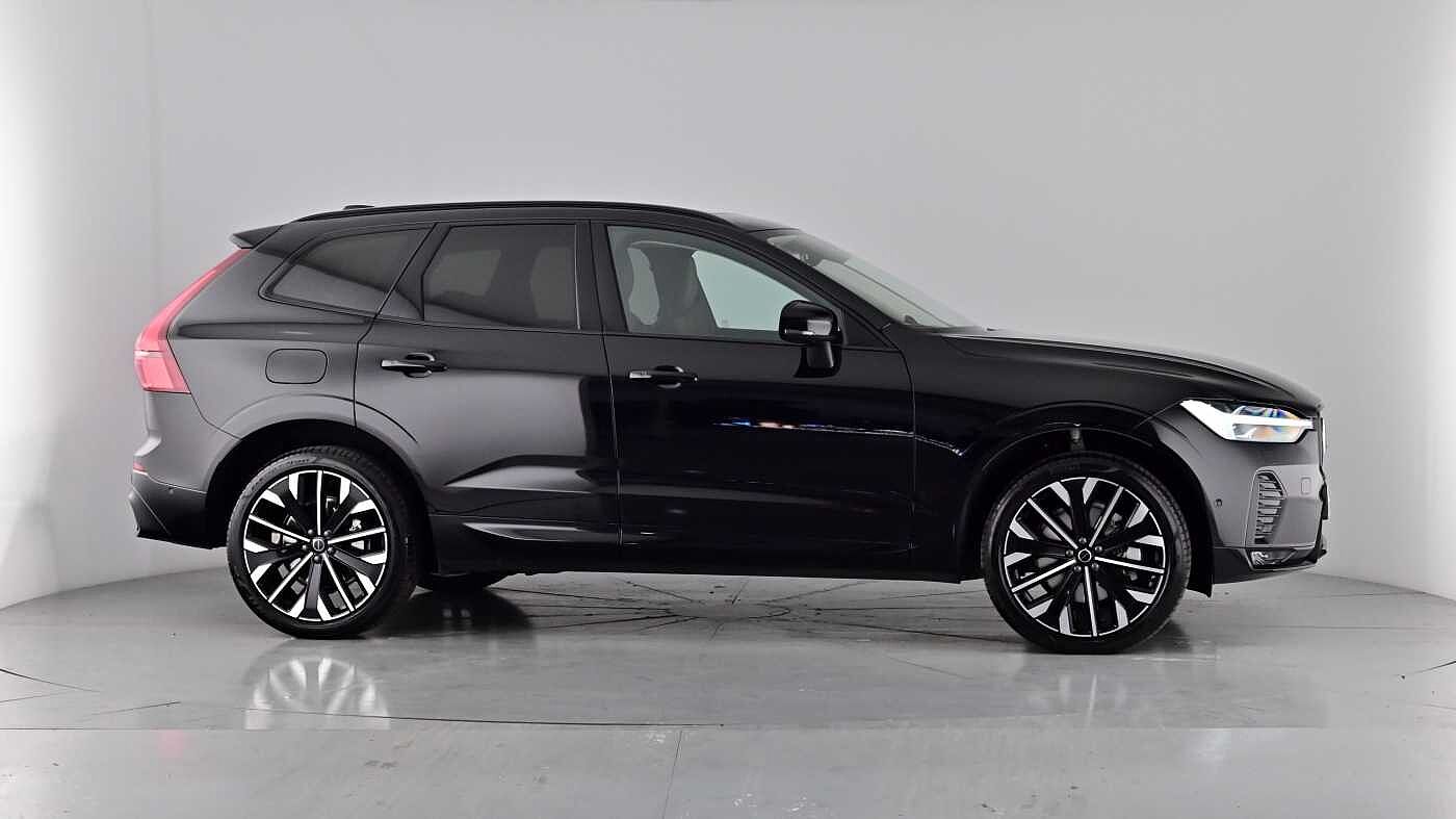 Used Volvo XC60 2025 for sale - 76221870: Photo 76