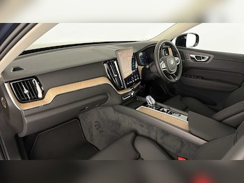 Used Volvo XC60 2026 for sale - 77434892: Photo