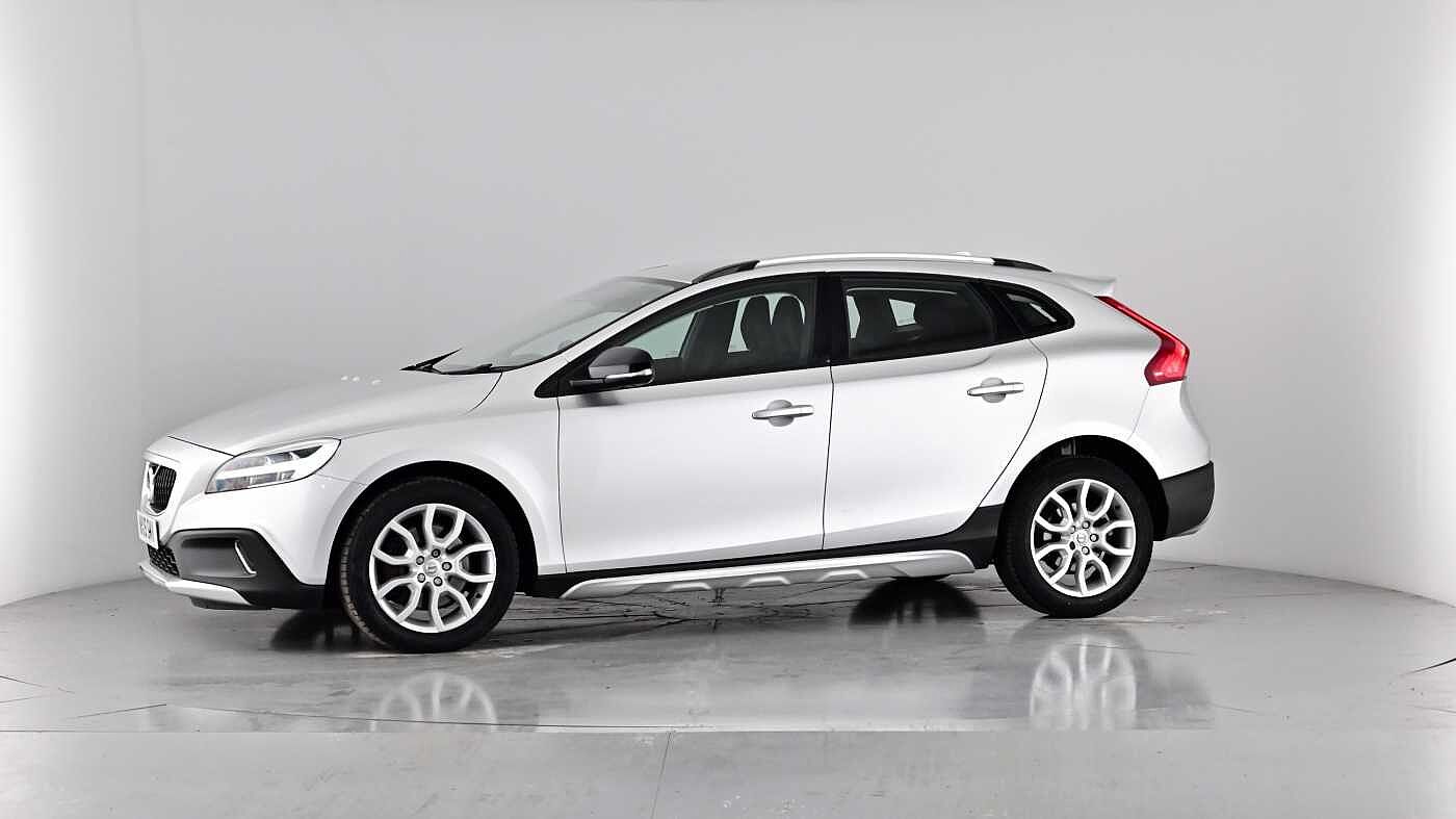 Used Volvo V40 2019 for sale - 76172297: Photo 21