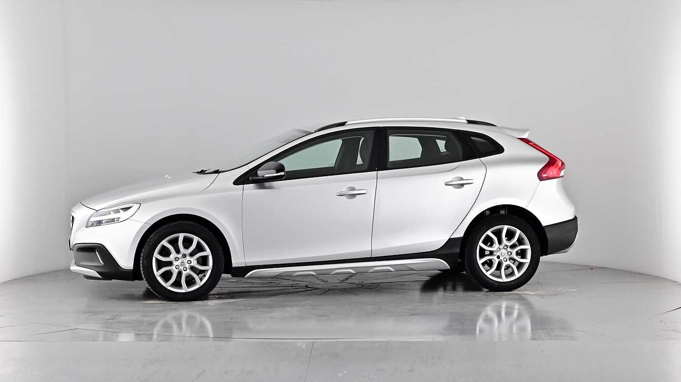 Used Volvo V40 2019 for sale - 76172297: Photo 22
